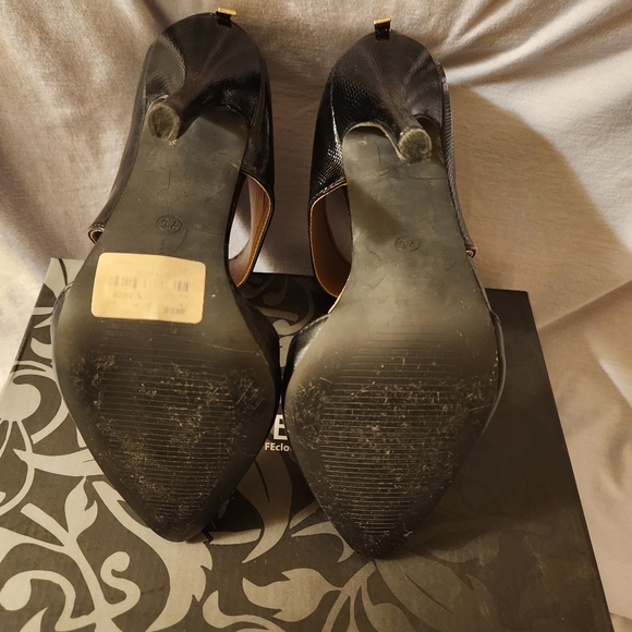 Foreign Exchange Black 7.5 Zip Heels - Picture 8 of 11